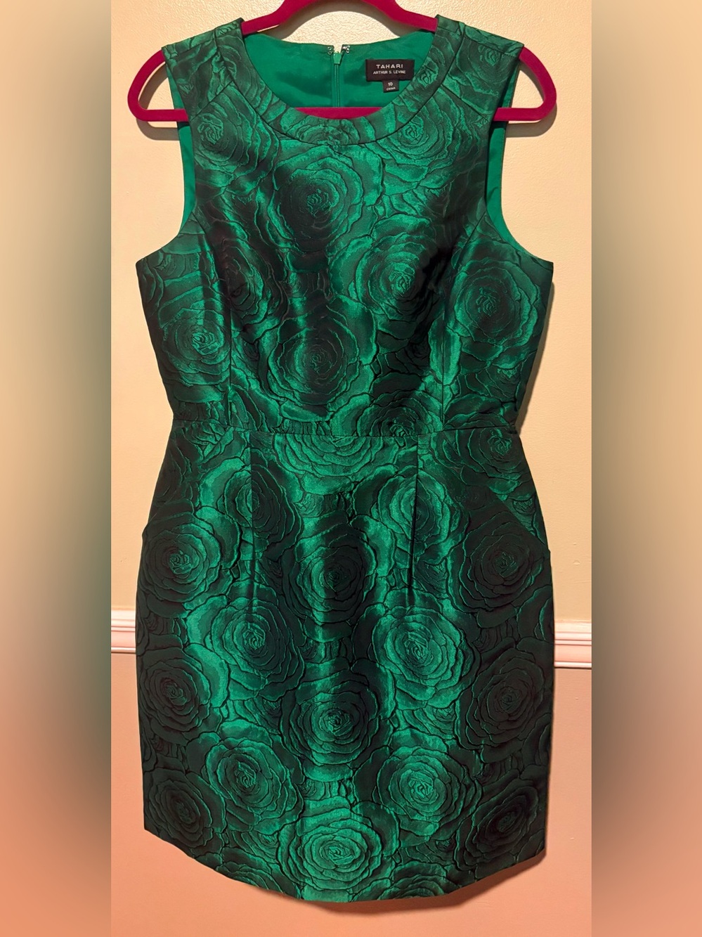 Tahari ASL Metallic Green Floral Cocktail Dress with Pockets